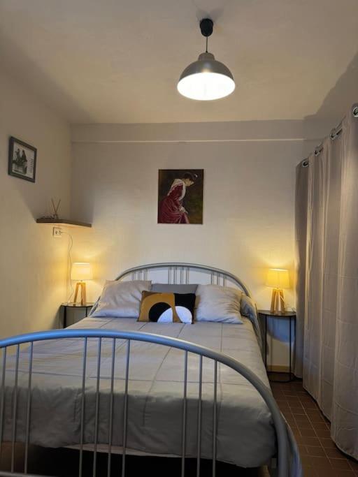 Appartement De Plain-Pied Avec Jardin 亞維農 外观 照片